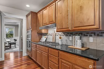 7320 111th Place SE, Newcastle, WA 98056 - Photo 12