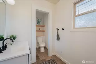 857 E 43rd St, Tacoma, WA 98404 - Photo 20