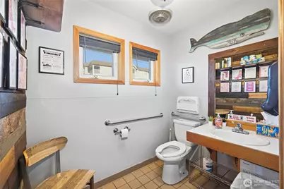 110 N 1st Street, La Conner, WA 98257 - Photo 14