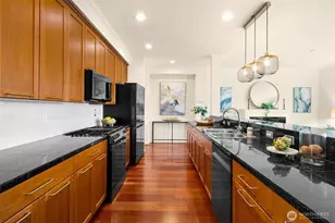 1937 18th Ave NE, Issaquah, WA 98029 - Photo 4