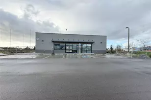 2021 Freeway Dr, Mount Vernon, WA 98273 - Photo 1