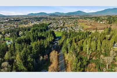 2077 Little Mountain Road, Mount Vernon, WA 98274 - Photo 36