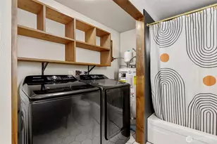 1341 NE Vena Ave, Bremerton, WA 98311 - Photo 24