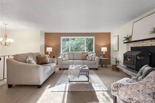 2037 NE Ridgewood Dr, Poulsbo, WA 98370 - Photo 8