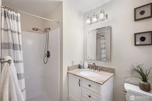 2037 NE Ridgewood Dr, Poulsbo, WA 98370 - Photo 16