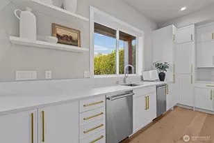 904 N 33rd Pl, Renton, WA 98056 - Photo 14