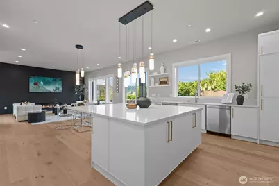 904 N 33rd Place, Renton, WA 98056 - Photo 12