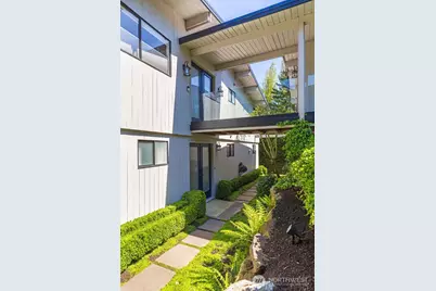 3510 W Commodore Way, Seattle, WA 98199 - Photo 16