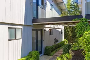 3510 W Commodore Way, Seattle, WA 98199 - Photo 16