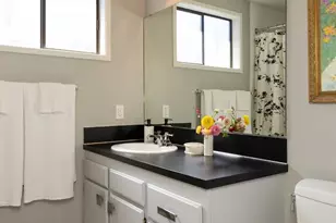 3510 W Commodore Way, Seattle, WA 98199 - Photo 14