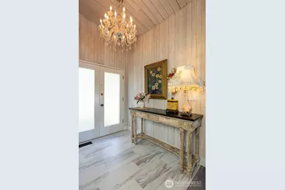 3510 W Commodore Way, Seattle, WA 98199 - Photo 4