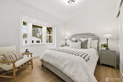 9011 36th Avenue SW, Seattle, WA 98126 - Photo 10