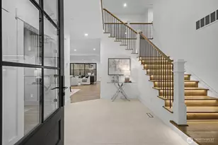 14515 SE 20th Pl, Bellevue, WA 98007 - Photo 2