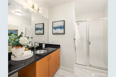 18247 NE 96th Way #104, Redmond, WA 98052 - Photo 8