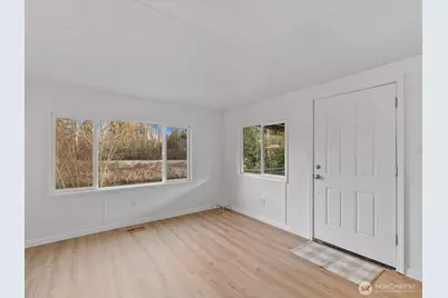 11510 E Riverside Drive #26, Bothell, WA 98011 - Photo 6