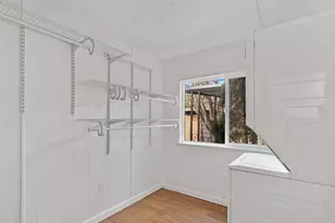 11510 E Riverside Dr, Bothell, WA 98011 - Photo 16