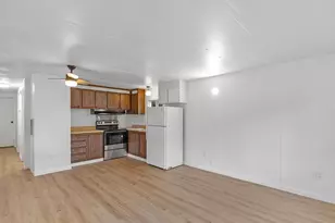 11510 E Riverside Dr, Bothell, WA 98011 - Photo 8