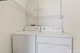 1913 E Spruce St, Seattle, WA 98122 - Photo 16