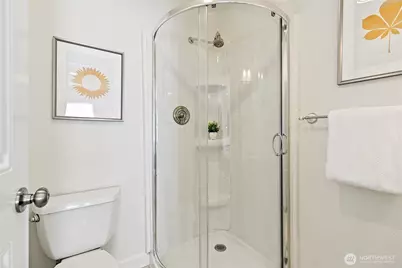 1913 E Spruce Street, Seattle, WA 98122 - Photo 26