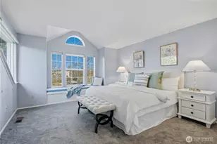 2401 N 65th St, Seattle, WA 98103 - Photo 16