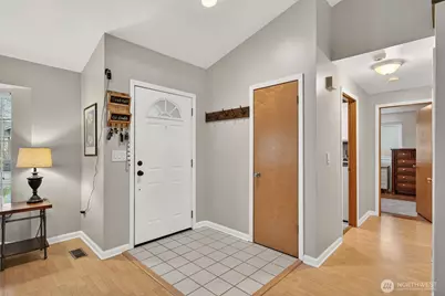 5402 96th Place NE, Marysville, WA 98270 - Photo 4