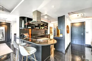 2100 3rd Ave, Seattle, WA 98101 - Photo 10