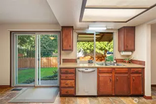 2234 NE Goldenrod Ave, Bremerton, WA 98311 - Photo 24