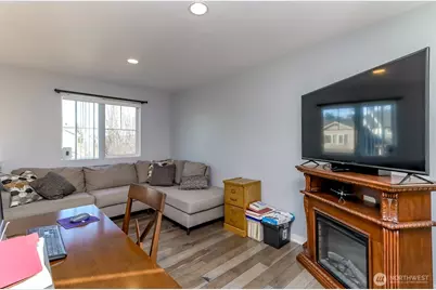 6820 9th Street E, Fife, WA 98424 - Photo 18