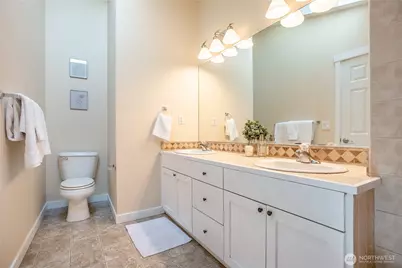 118 N 104th Street #A, Seattle, WA 98133 - Photo 22