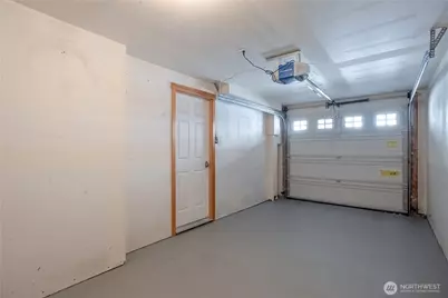 118 N 104th Street #A, Seattle, WA 98133 - Photo 30