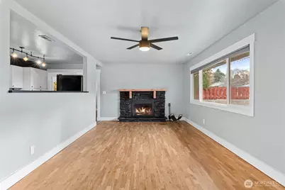 1437 Tedford Street SE, East Wenatchee, WA 98802 - Photo 2