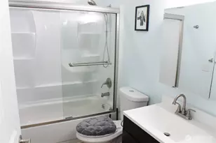 8013 NE 177th Ct, Kenmore, WA 98028 - Photo 12