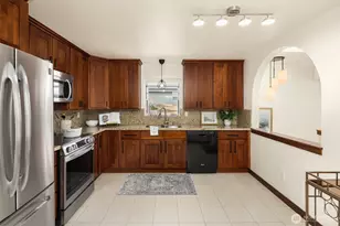 721 N 87th St, Seattle, WA 98103 - Photo 6