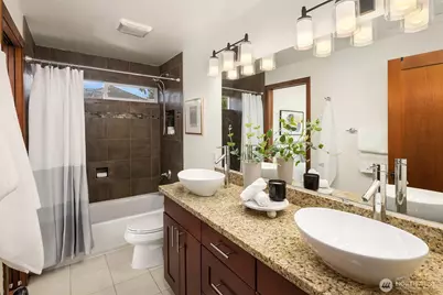 721 N 87th St, Seattle, WA 98103 - Photo 14