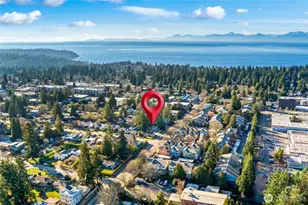 12757 Dayton Ave N, Seattle, WA 98133 - Photo 2