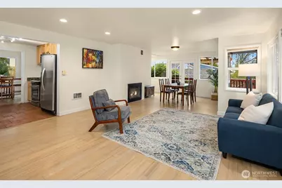 6833 47th Avenue NE, Seattle, WA 98115 - Photo 12