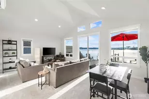 219 Shore Dr, Bremerton, WA 98310 - Photo 8