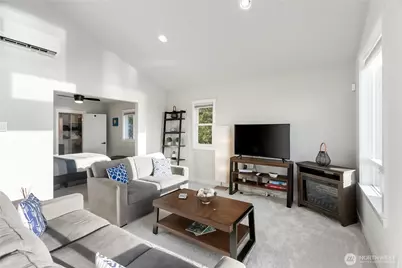 219 Shore Drive, Bremerton, WA 98310 - Photo 12