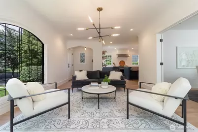 385 S 1st Avenue, Walla Walla, WA 99362 - Photo 2