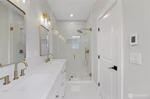 1211 King St, Anacortes, WA 98221 - Photo 26