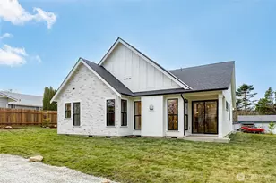 1211 King St, Anacortes, WA 98221 - Photo 36