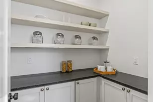 6807 54th Ave NE, Seattle, WA 98115 - Photo 8