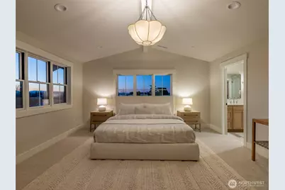 6807 54th Avenue NE, Seattle, WA 98115 - Photo 22