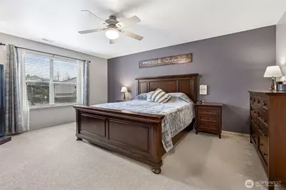 8209 209th Avenue Ct E, Bonney Lake, WA 98391 - Photo 18