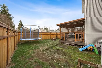 8209 209th Avenue Ct E, Bonney Lake, WA 98391 - Photo 22