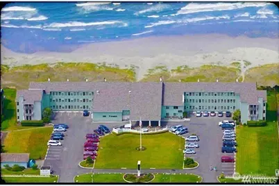 643 Ocean Shores Boulevard NW #103, Ocean Shores, WA 98569 - Photo 2