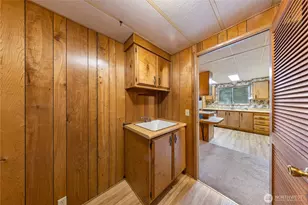 802 Hazzle Ct, Coupeville, WA 98239 - Photo 12