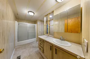 802 Hazzle Ct, Coupeville, WA 98239 - Photo 28