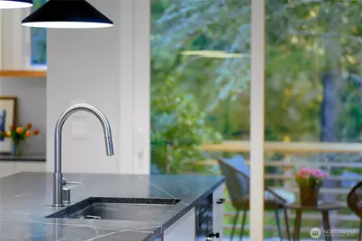 509 Groos Lane NE, Bainbridge Island, WA 98110 - Photo 12