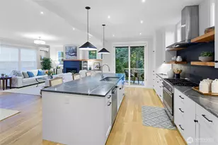 509 Groos Ln NE, Bainbridge Island, WA 98110 - Photo 8